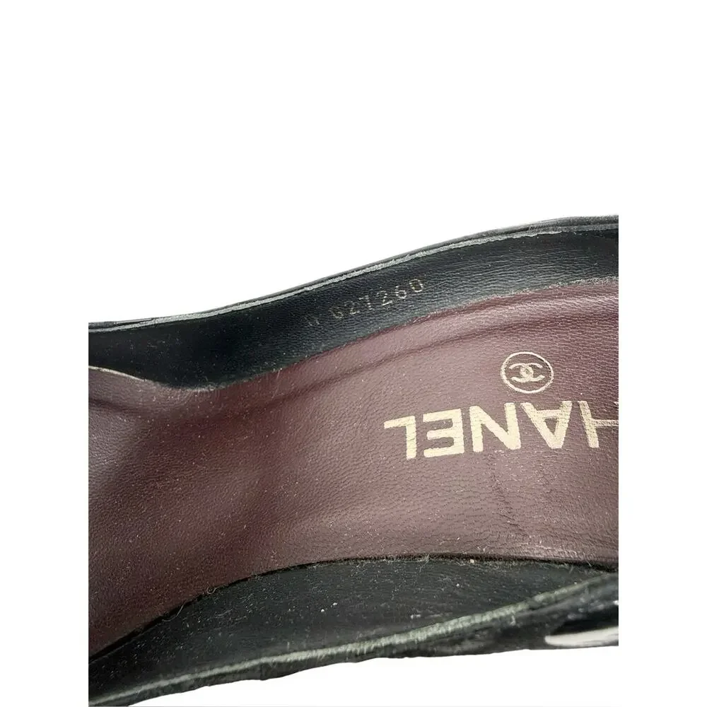 Chanel Interlocking CC Logo Suede Patent Leather Trim Black Pumps Size 40.5C